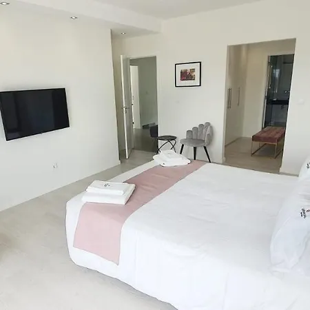 Villa Skye Olhos de Agua (Albufeira)