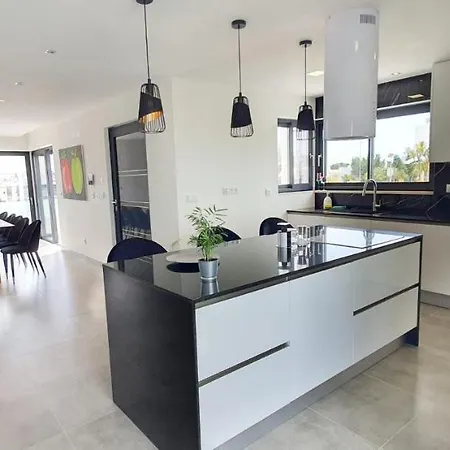 Skye Villa Olhos de Agua (Albufeira)